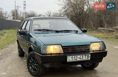 Седан ВАЗ / Lada 21099 1995 в Стрию