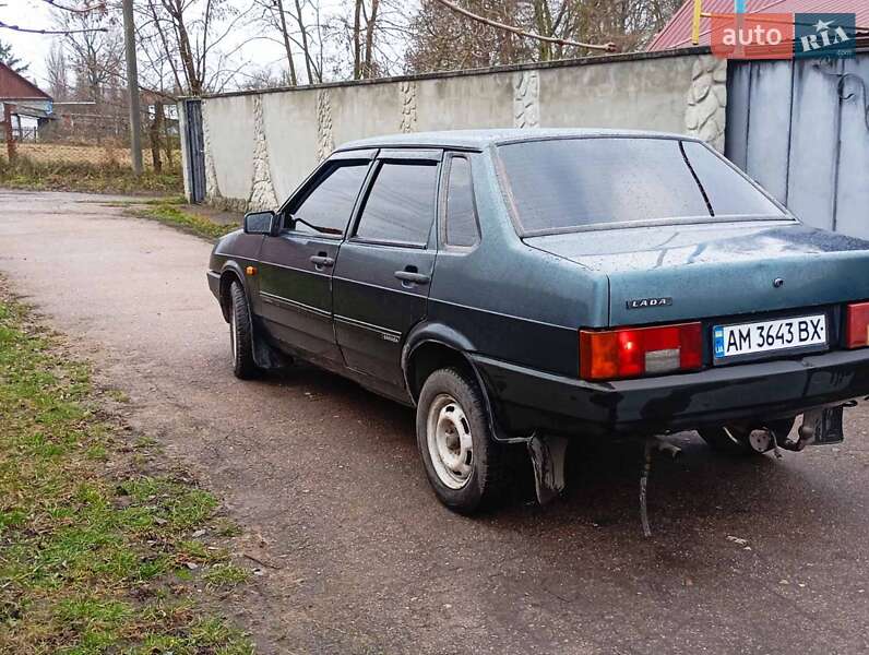 Седан ВАЗ / Lada 21099 2004 в Мирополе