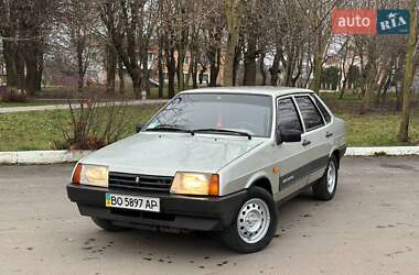 Седан ВАЗ 21099 2010 в Волочиске