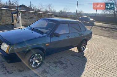 Седан ВАЗ 21099 2005 в Черновцах