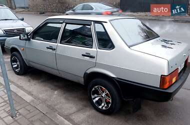 Седан ВАЗ / Lada 21099 2006 в Киеве