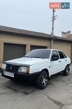 Седан ВАЗ 21099 2008 в Кривом Роге