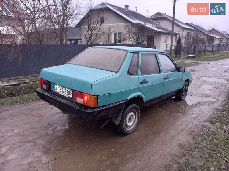 Седан ВАЗ / Lada 21099 1993 в Калуші