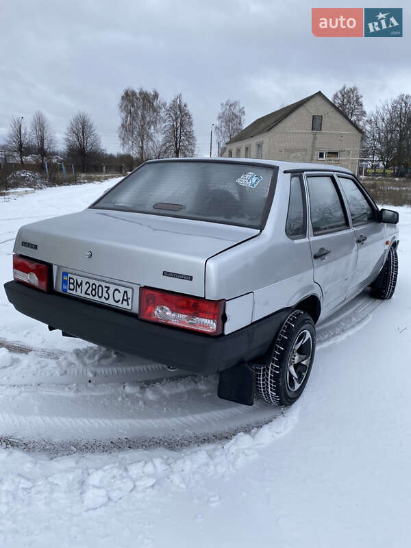 Седан ВАЗ / Lada 21099 2005 в Борзне