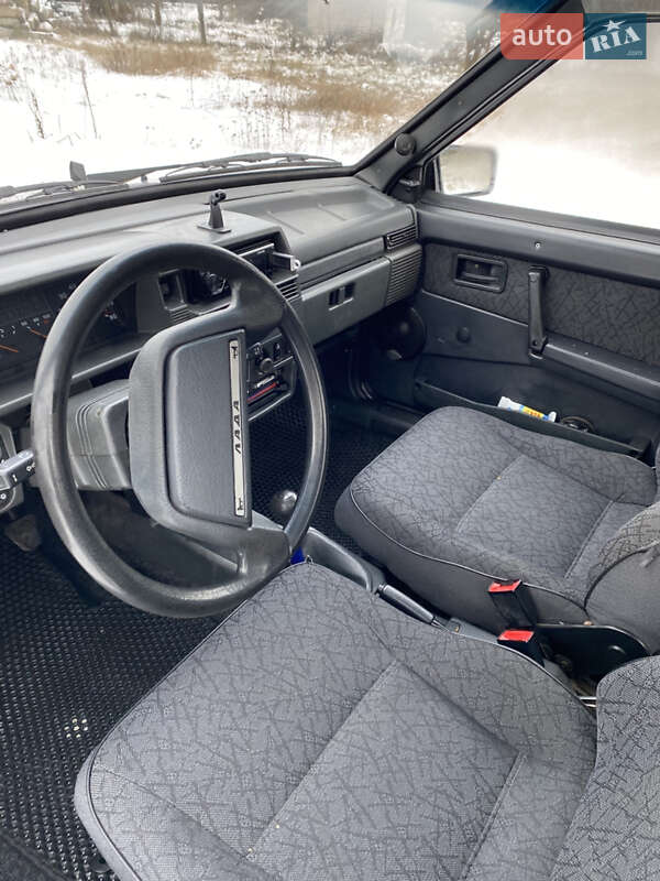 Седан ВАЗ / Lada 21099 2005 в Борзне