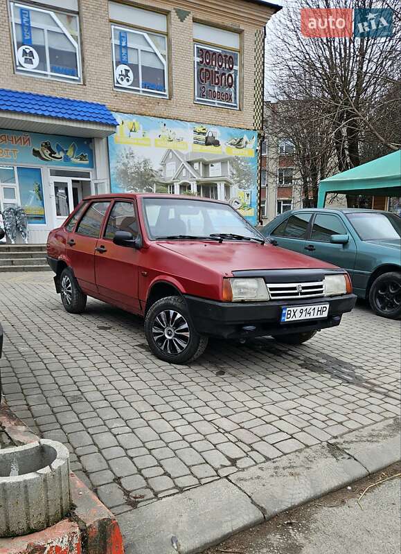 Седан ВАЗ / Lada 21099 1993 в Чемеровцах фото 2 Седан ВАЗ / Lada 21099 1993 в Чемеровцах