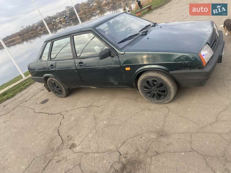 Седан ВАЗ / Lada 21099 2002 в Одессе
