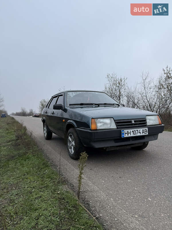 Седан ВАЗ / Lada 21099 2005 в Вилкове