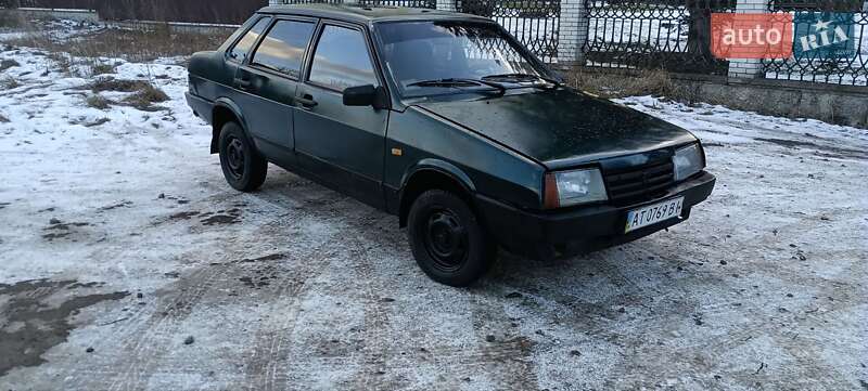 Седан ВАЗ / Lada 21099 2002 в Долине