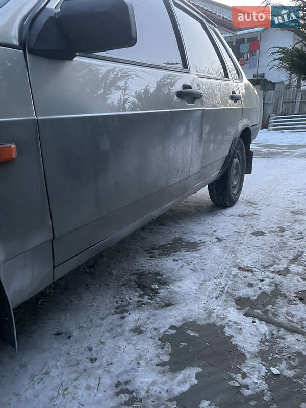 Седан ВАЗ / Lada 21099 2005 в Львове