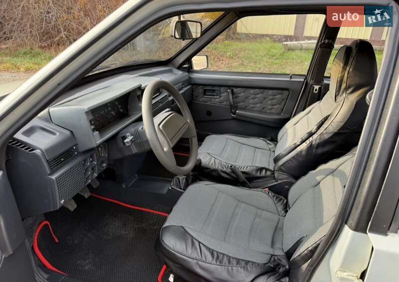 Седан ВАЗ / Lada 21099 2002 в Гусятине