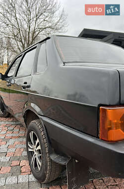 Седан ВАЗ / Lada 21099 2005 в Нововолынске