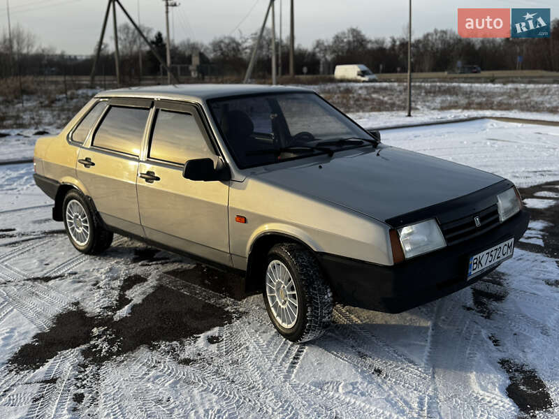 Седан ВАЗ / Lada 21099 2007 в Ровно фото 5 Седан ВАЗ / Lada 21099 2007 в Ровно