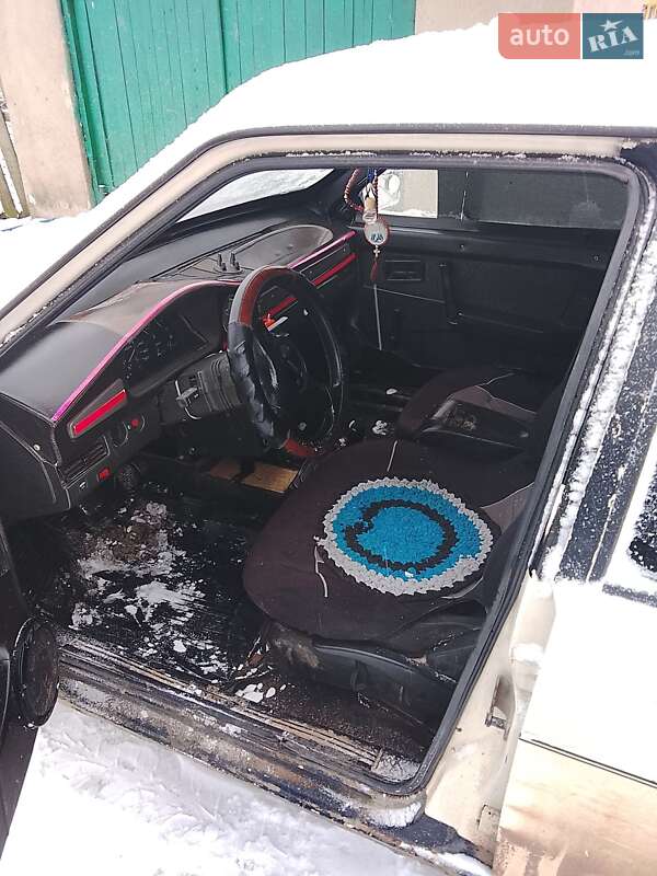 Седан ВАЗ / Lada 21099 1993 в Теофиполе