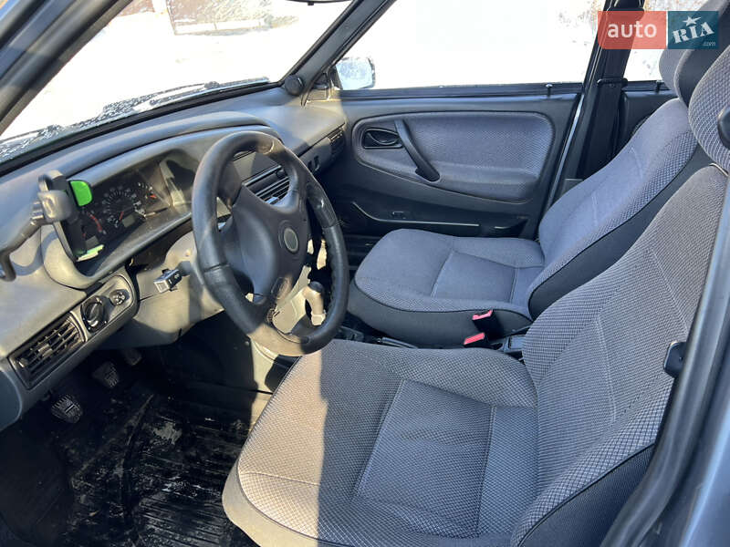 Седан ВАЗ / Lada 21099 2007 в Богуславе