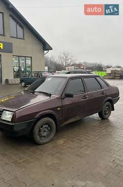 Седан ВАЗ 21099 2004 в Уторопах