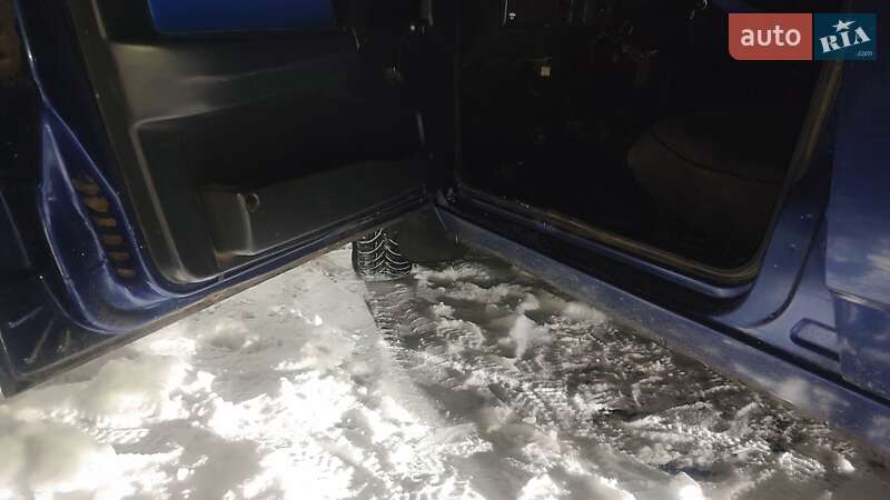 Седан ВАЗ / Lada 21099 2004 в Лубнах