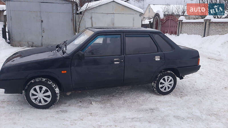 Седан ВАЗ / Lada 21099 2006 в Житомире