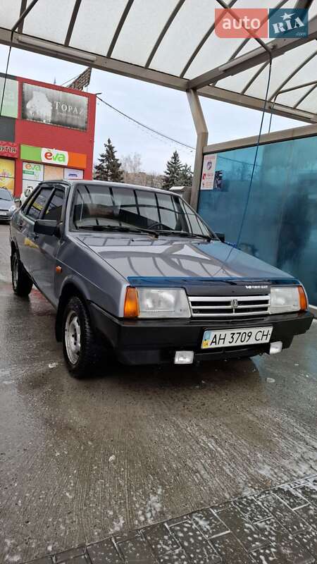 Седан ВАЗ / Lada 21099 2007 в Кривом Роге