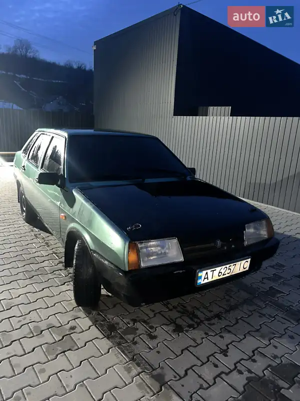 ВАЗ / Lada 21099