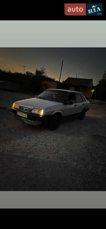 Седан ВАЗ / Lada 21099 1998 в Новомосковске