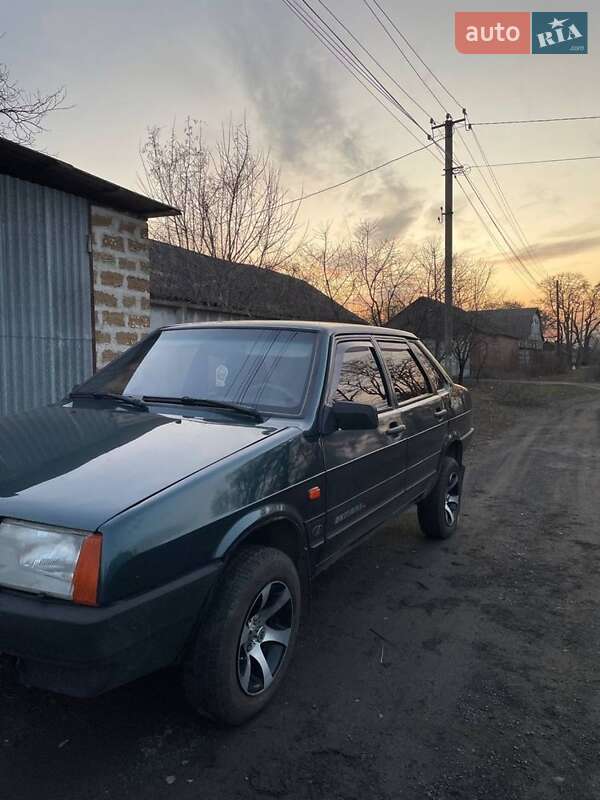 Седан ВАЗ / Lada 21099 2004 в Кременчуці