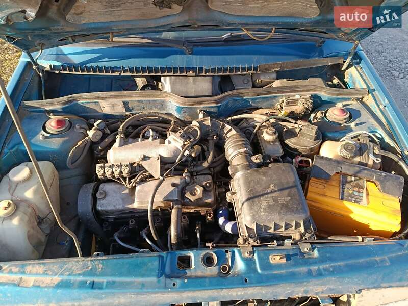 Седан ВАЗ / Lada 21099 2001 в Запорожье