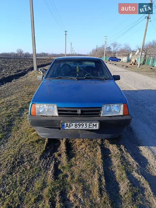 Седан ВАЗ / Lada 21099 2001 в Запорожье