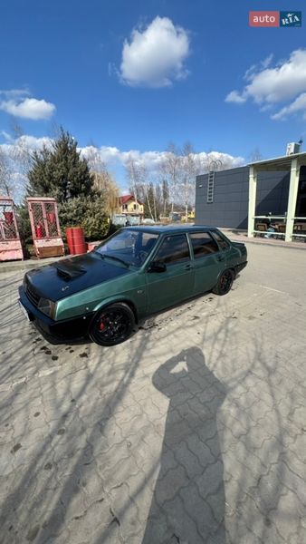 Седан ВАЗ / Lada 21099 2007 в Волочиске