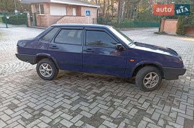 Седан ВАЗ 21099 2002 в Львове
