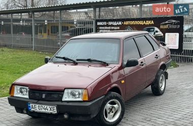 Седан ВАЗ 21099 1994 в Кам'янському