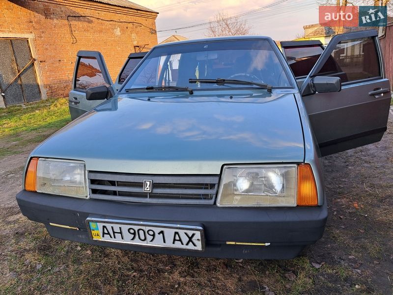 Седан ВАЗ / Lada 21099 2006 в Кролевце фото Седан ВАЗ / Lada 21099 2006 в Кролевце