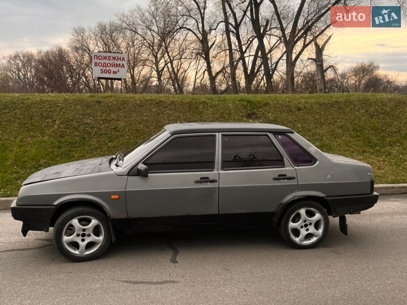 Седан ВАЗ / Lada 21099 1999 в Борисполі