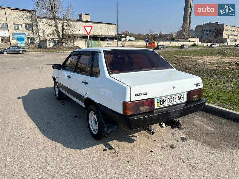 Седан ВАЗ / Lada 21099 1993 в Шостке
