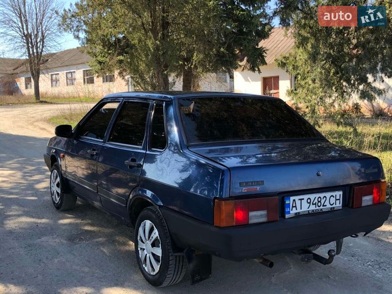 Седан ВАЗ / Lada 21099 2005 в Товсте