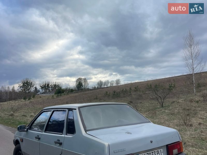 Седан ВАЗ / Lada 21099 2004 в Ровно фото 4 Седан ВАЗ / Lada 21099 2004 в Ровно