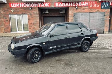 Седан ВАЗ 21099 2006 в Ромнах