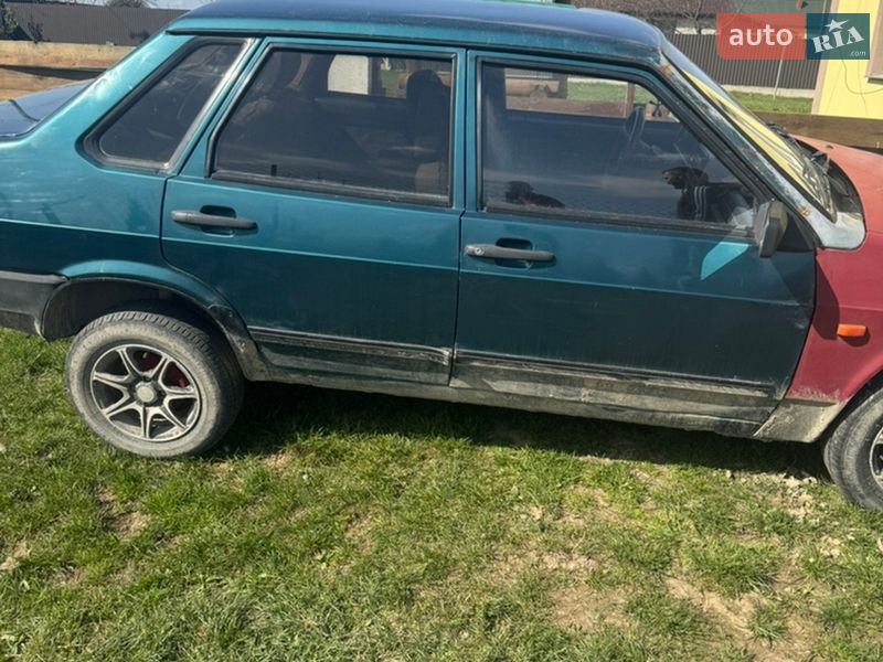 Седан ВАЗ / Lada 21099 2000 в Яворове