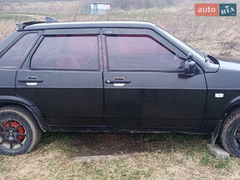 Седан ВАЗ / Lada 21099 2008 в Герці