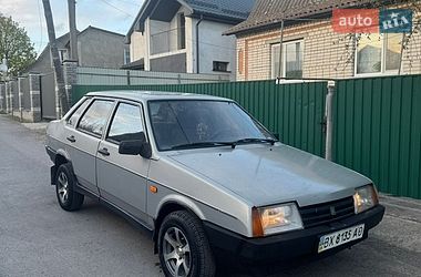 Седан ВАЗ 21099 2008 в Баре