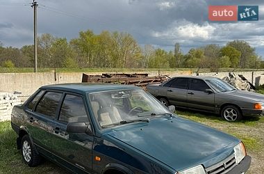Седан ВАЗ / Lada 21099 2004 в Кременчуге
