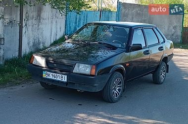 Седан ВАЗ 21099 2006 в Сарнах