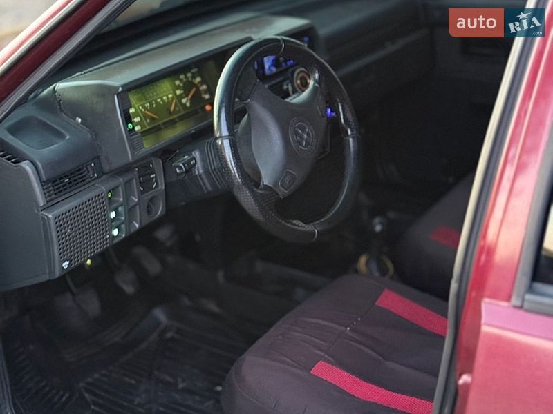 Седан ВАЗ / Lada 21099 2005 в Нових Санжарах