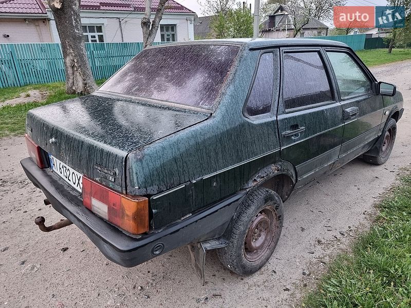 Седан ВАЗ / Lada 21099 2003 в Тараще