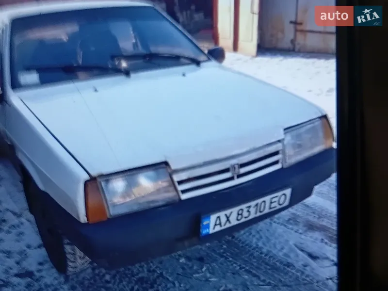 ВАЗ / Lada 21099