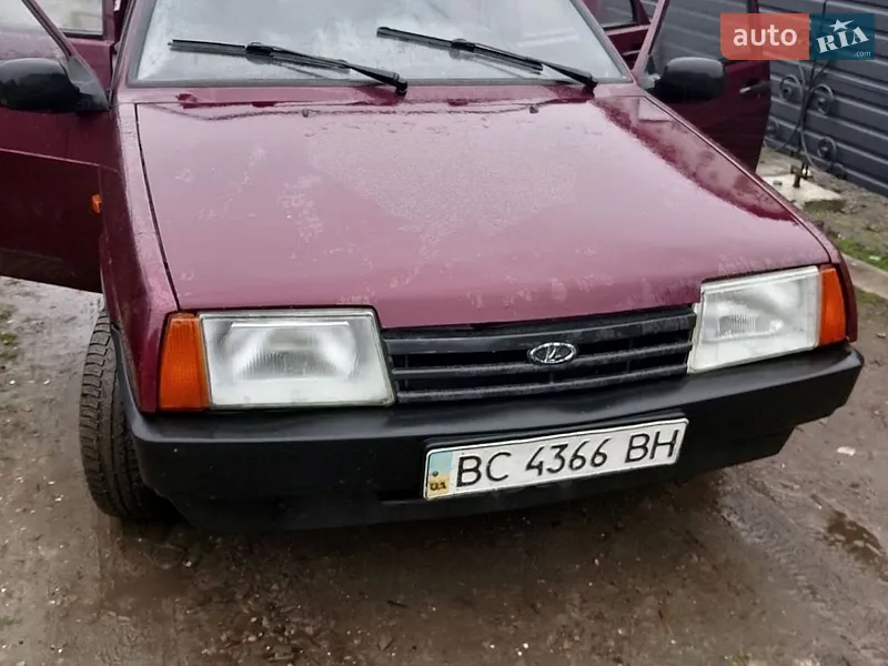 ВАЗ / Lada 21099