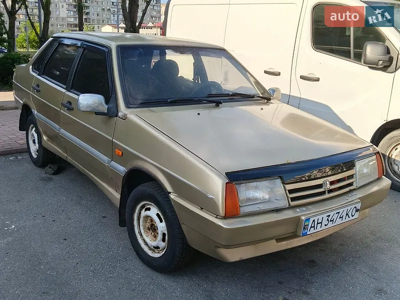 ВАЗ / Lada 21099