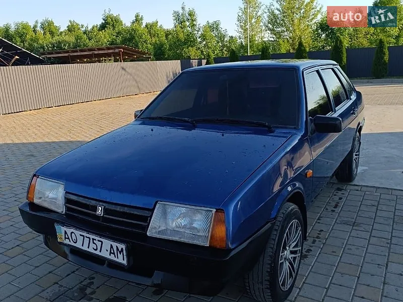 ВАЗ / Lada 21099