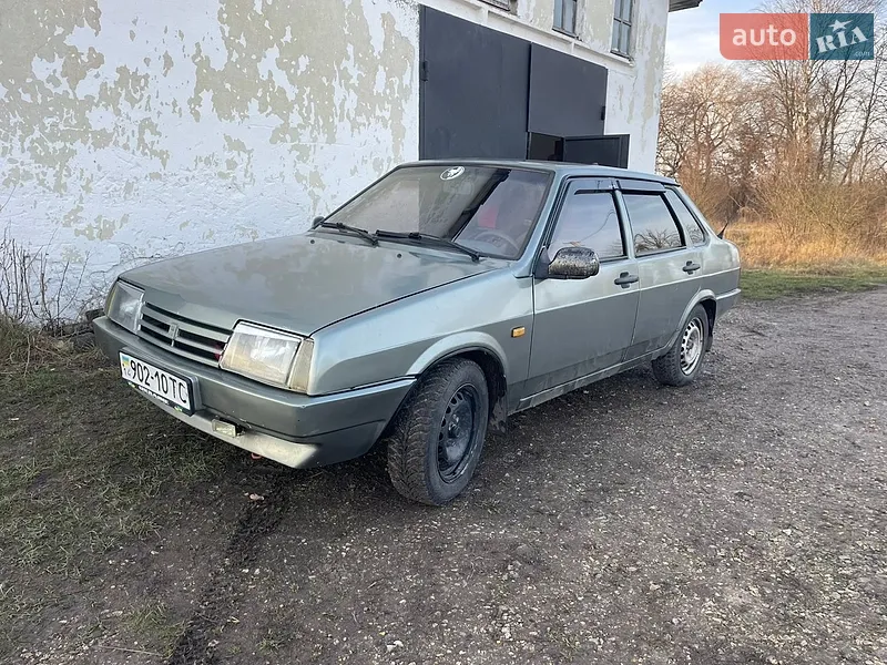 ВАЗ / Lada 21099
