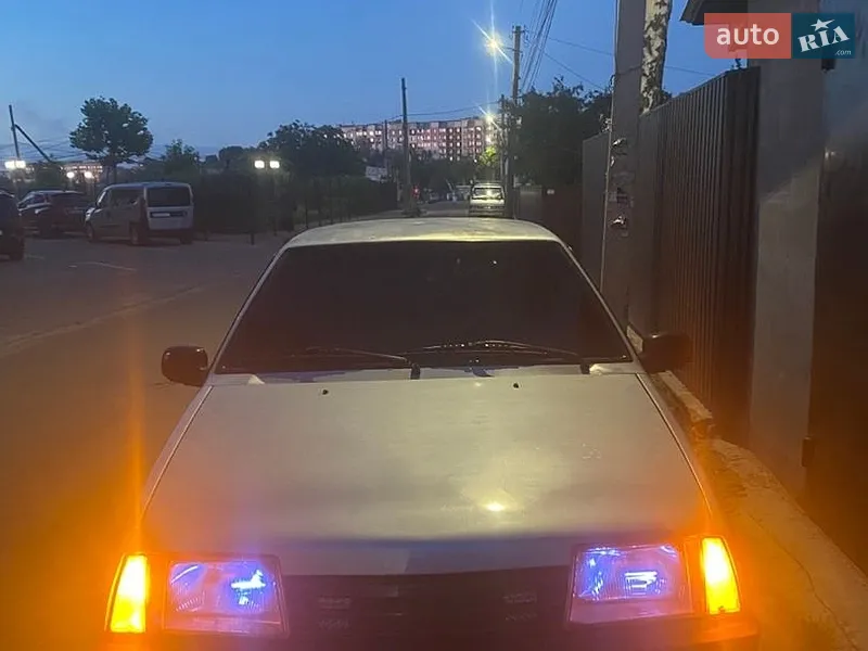 ВАЗ / Lada 21099